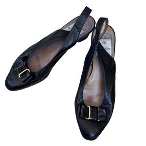 Vintage de Roberto Black Leather Slingback Pump with Signature Bow Size 8.5